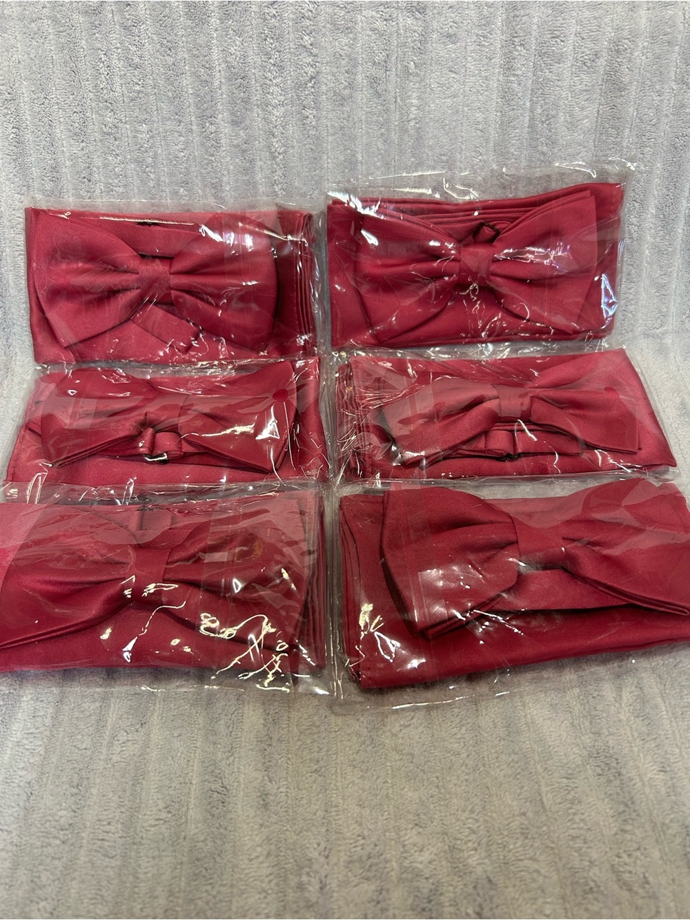 6 pack- men’s satin bow tie and pocket square set